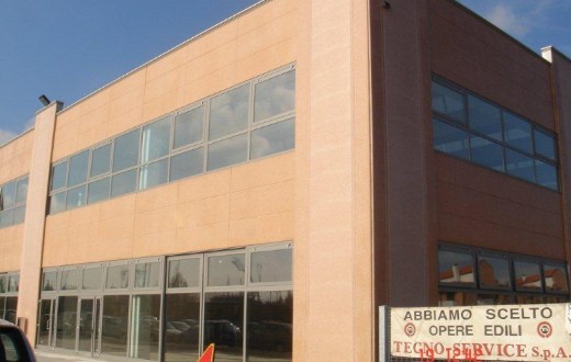 Capannone, Via P. della Mirandola 40